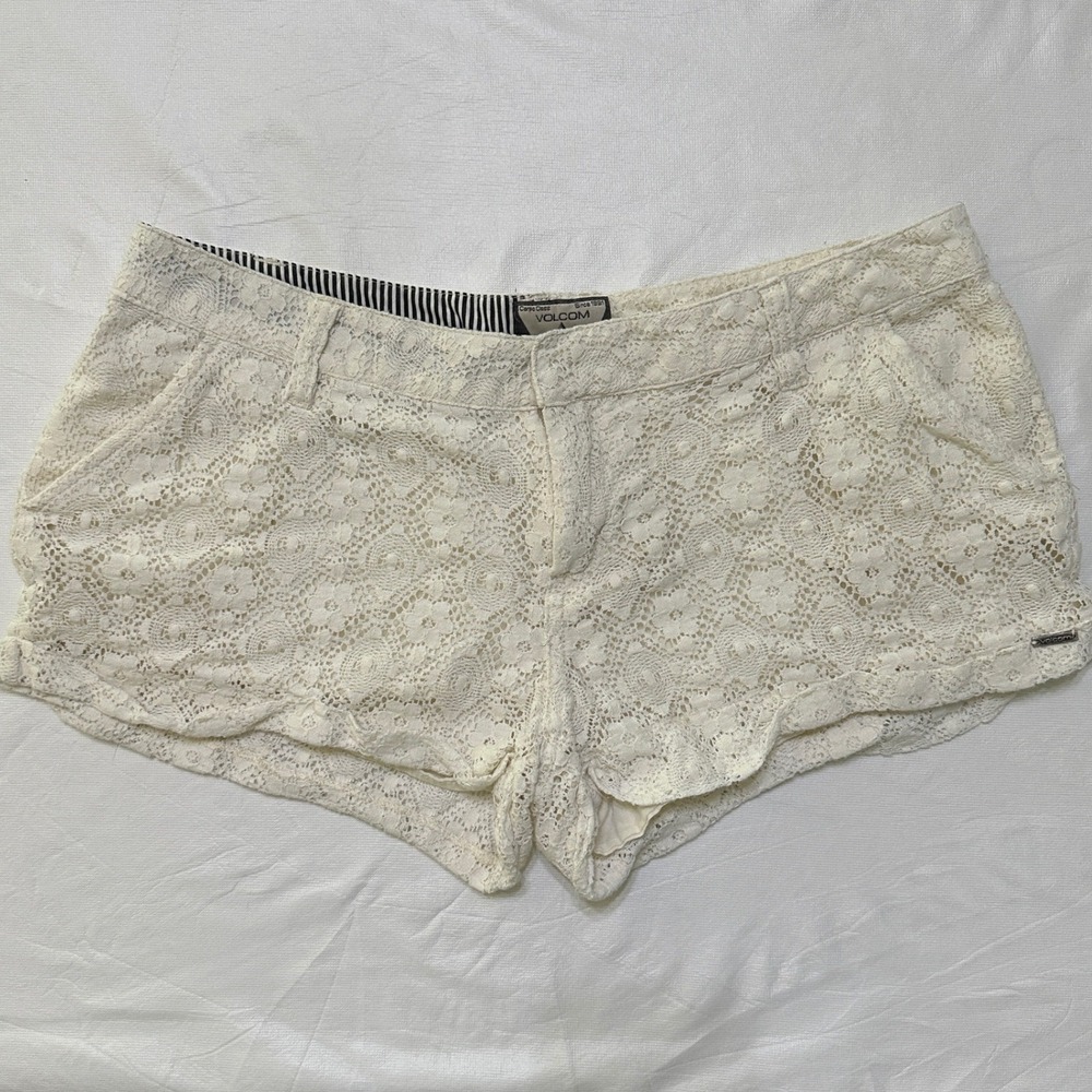 Volcom Micro Floral Lace Shorts Womens Sz 7 Coquette Boho Romantic Summer Beach - Picture 10 of 12
